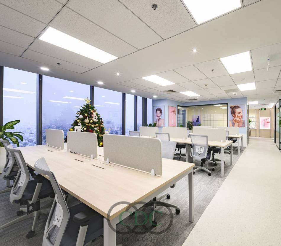 Thiết kế nội thất văn phòng showroom chuyên nghiệp tại Hà Nội – Giải pháp tối ưu từ CDC Việt Nam Group