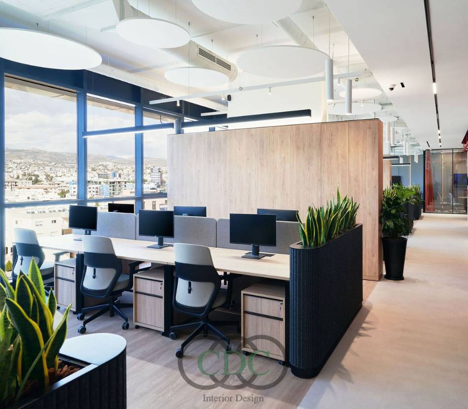 Thiết kế nội thất văn phòng showroom chuyên nghiệp tại Hà Nội – Giải pháp tối ưu từ CDC Việt Nam Group