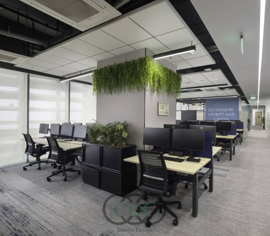 Thiết kế nội thất văn phòng showroom chuyên nghiệp tại Hà Nội – Giải pháp tối ưu từ CDC Việt Nam Group
