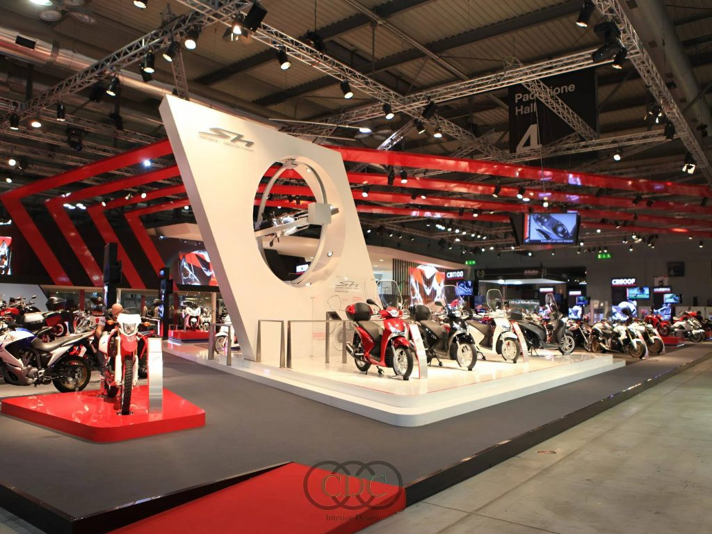 vi-du-dien-hinh-cua-mot-showroom-xa-may.jpg